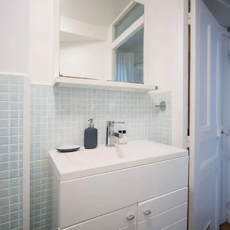 Apartment Inside - Rue De Chambery Paris